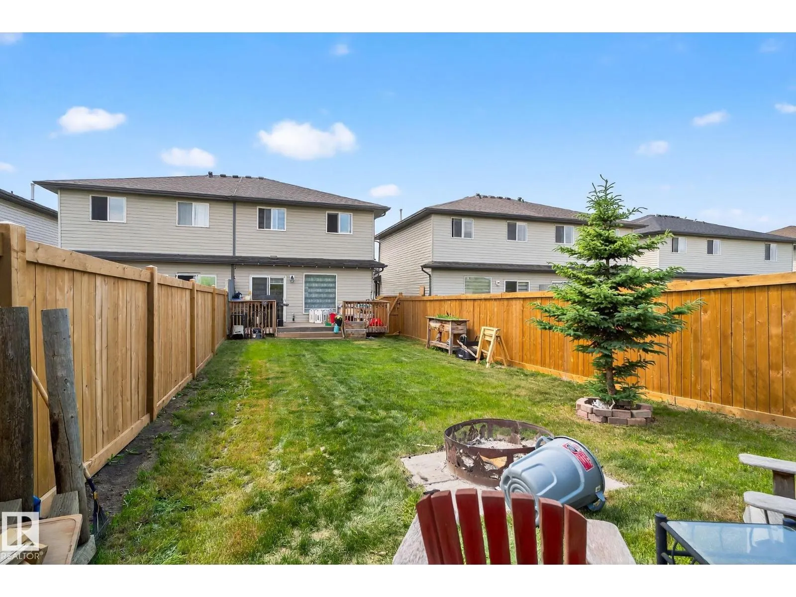 2903 30 ST NW