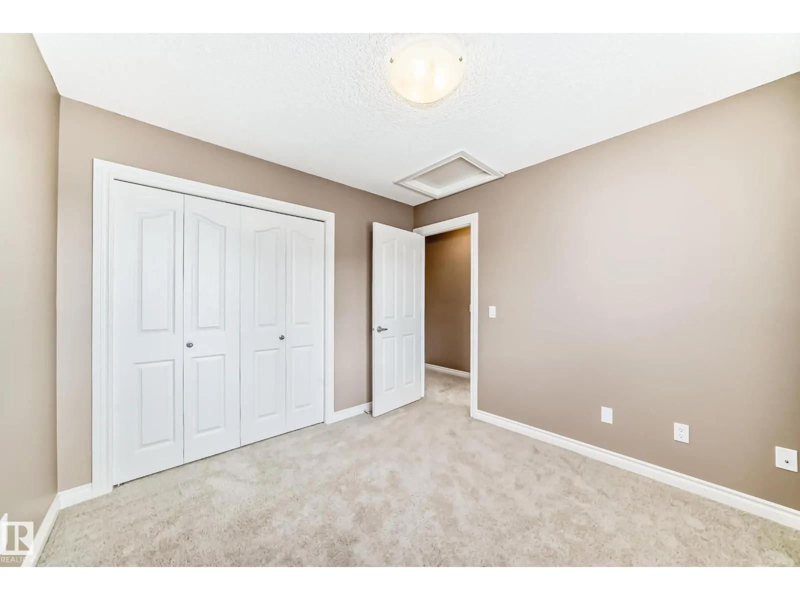 16813 120 ST NW NW