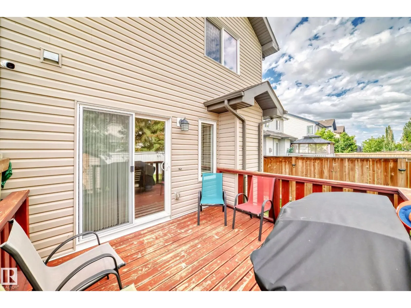 16813 120 ST NW NW