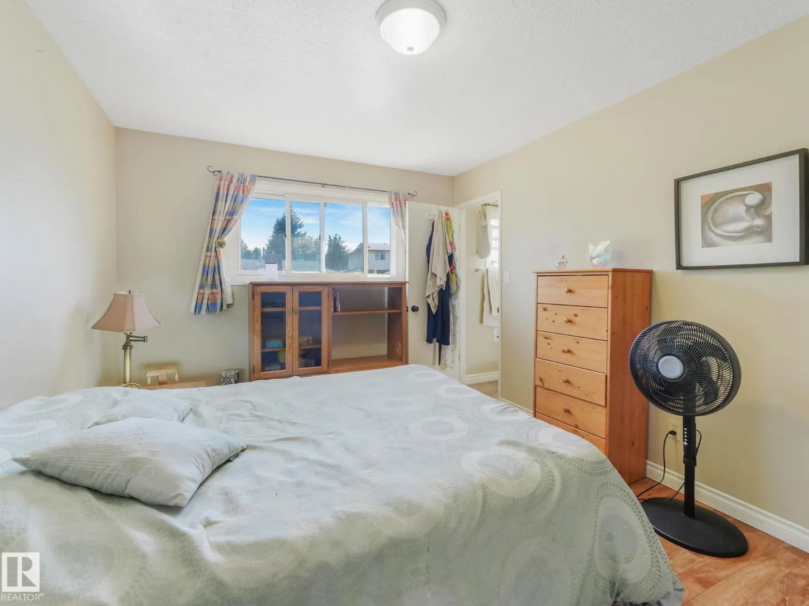 119 WILLOW DR
