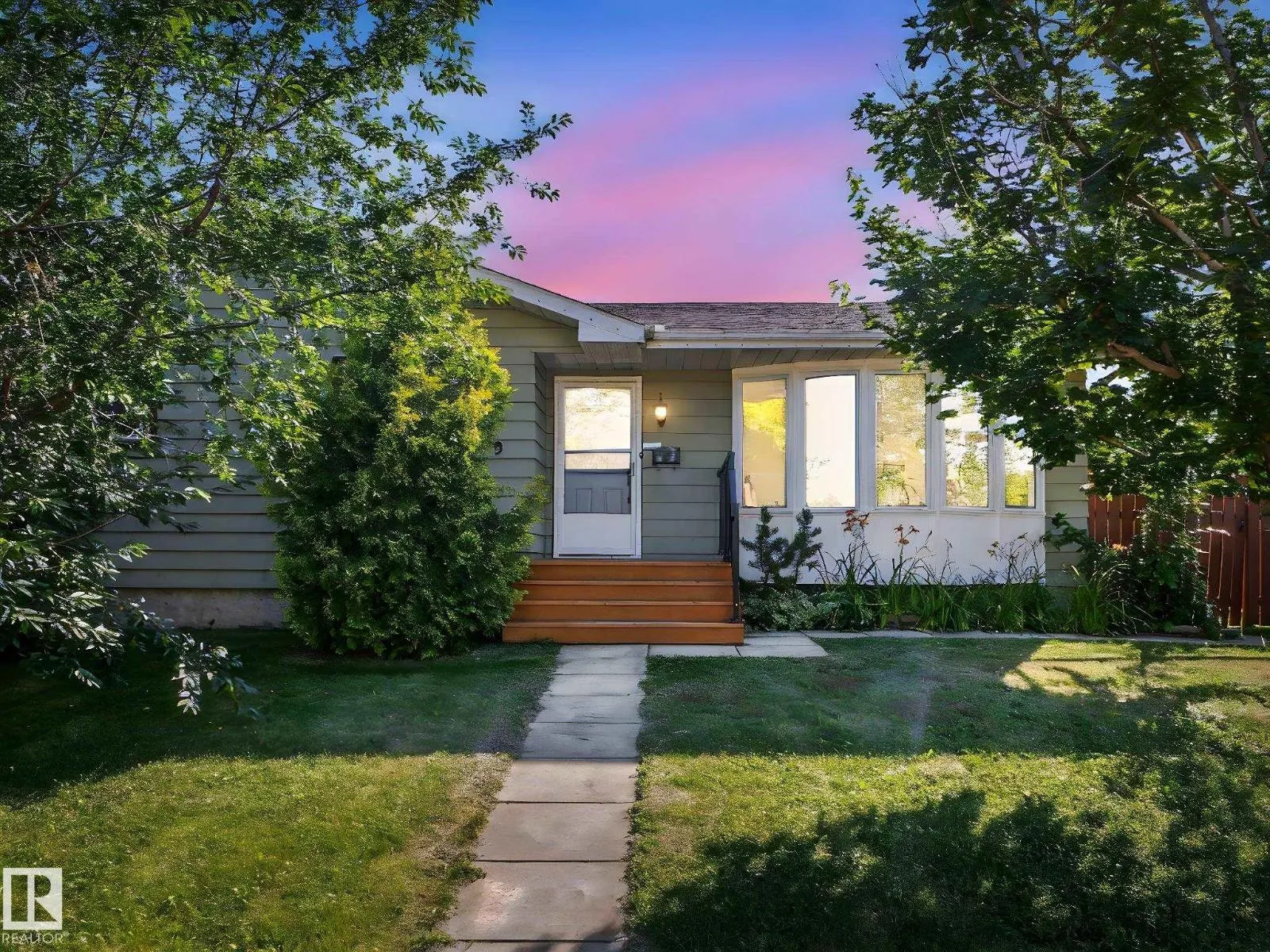 119 WILLOW DR