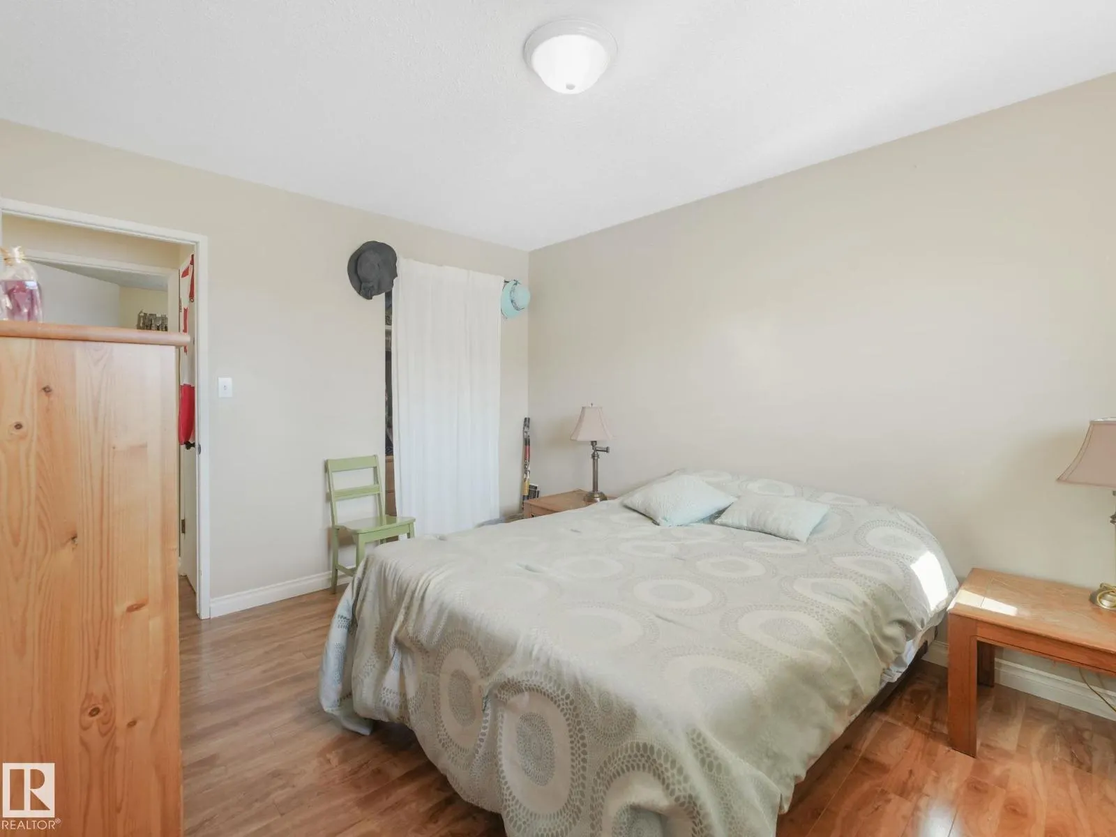 119 WILLOW DR