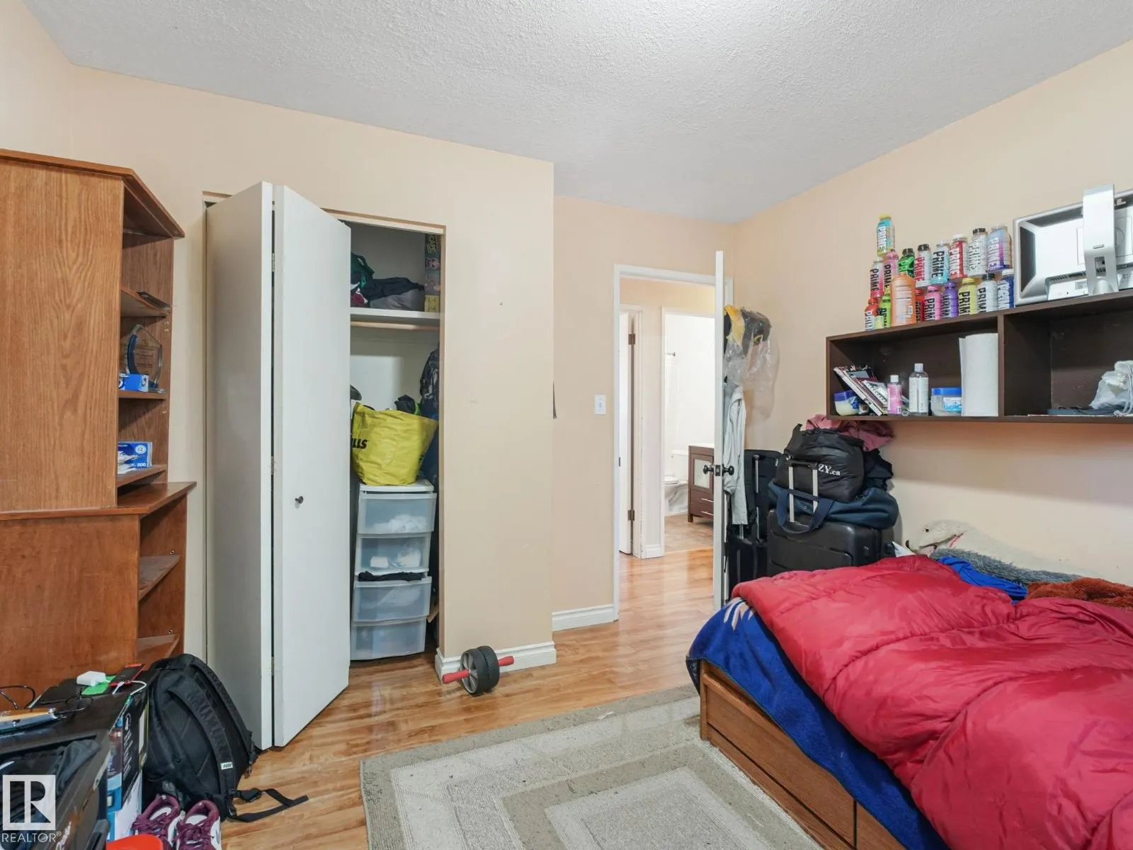 119 WILLOW DR