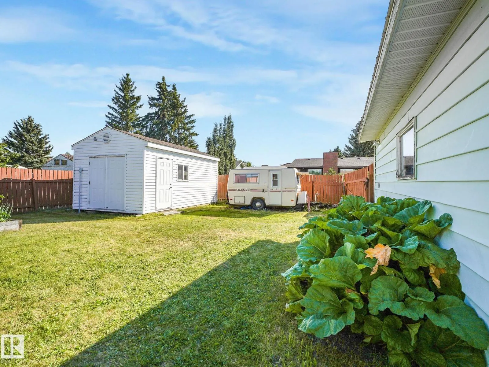 119 WILLOW DR