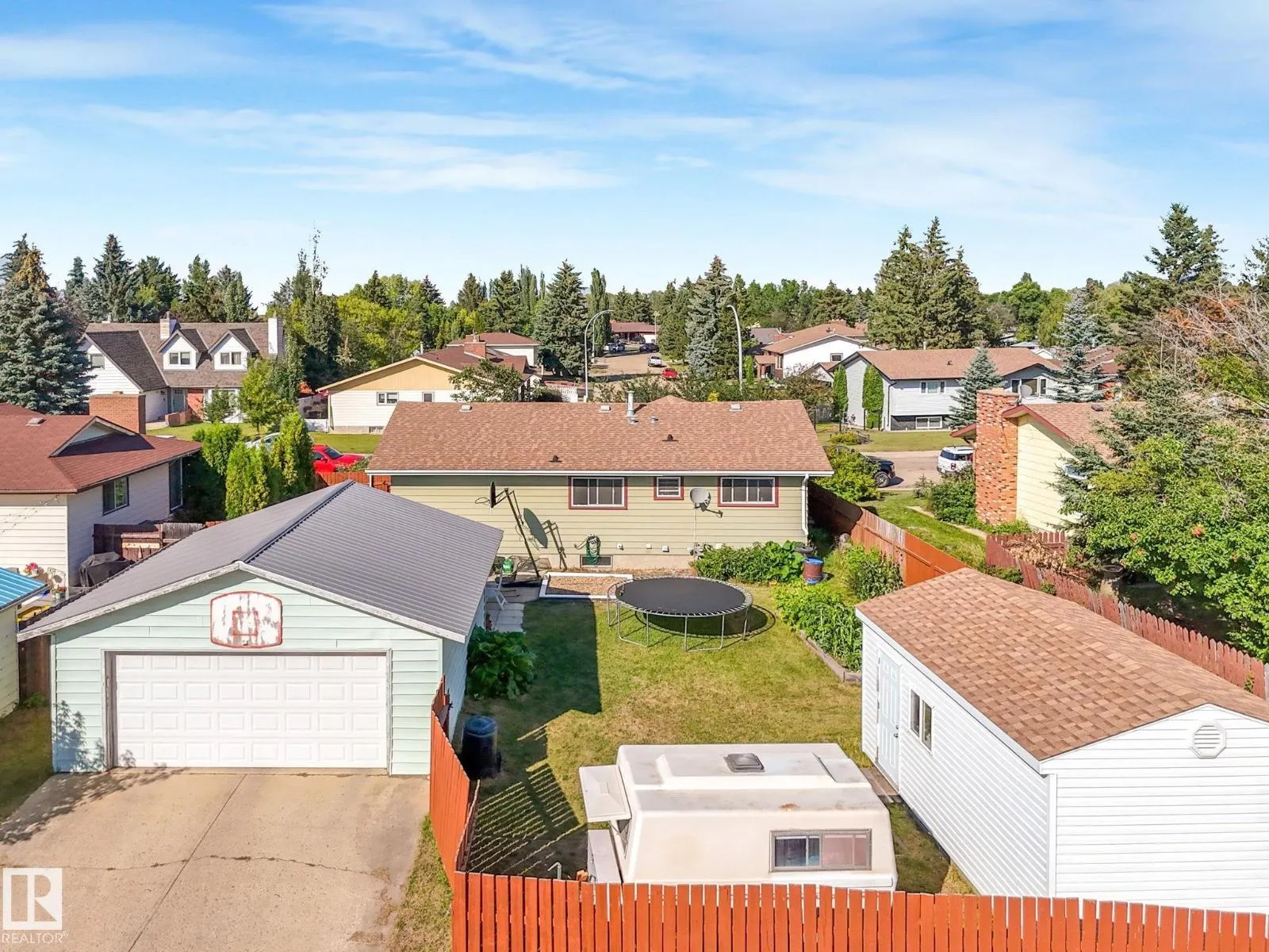 119 WILLOW DR