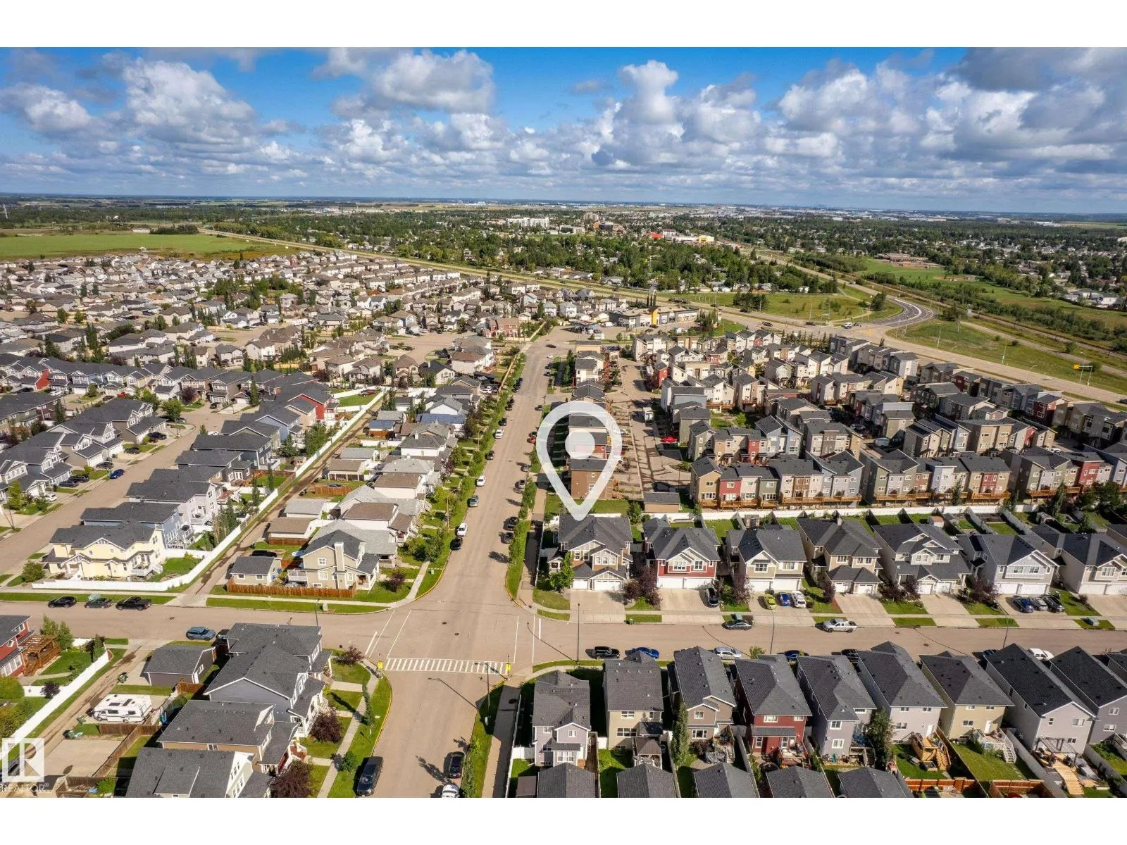 425 SIMMONDS WY
