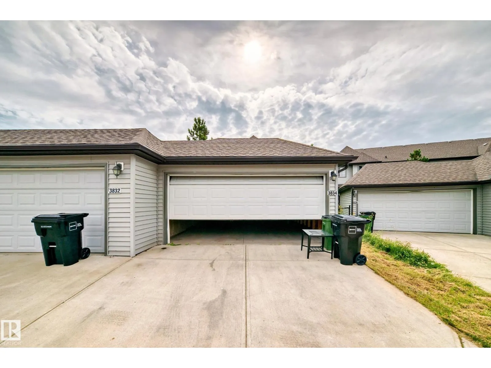 3834 ALLAN DR SW