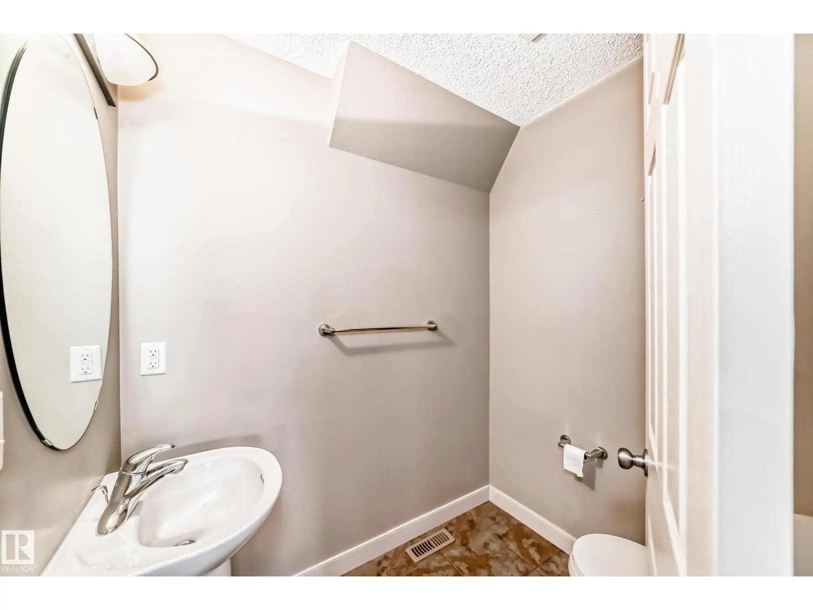 3834 ALLAN DR SW