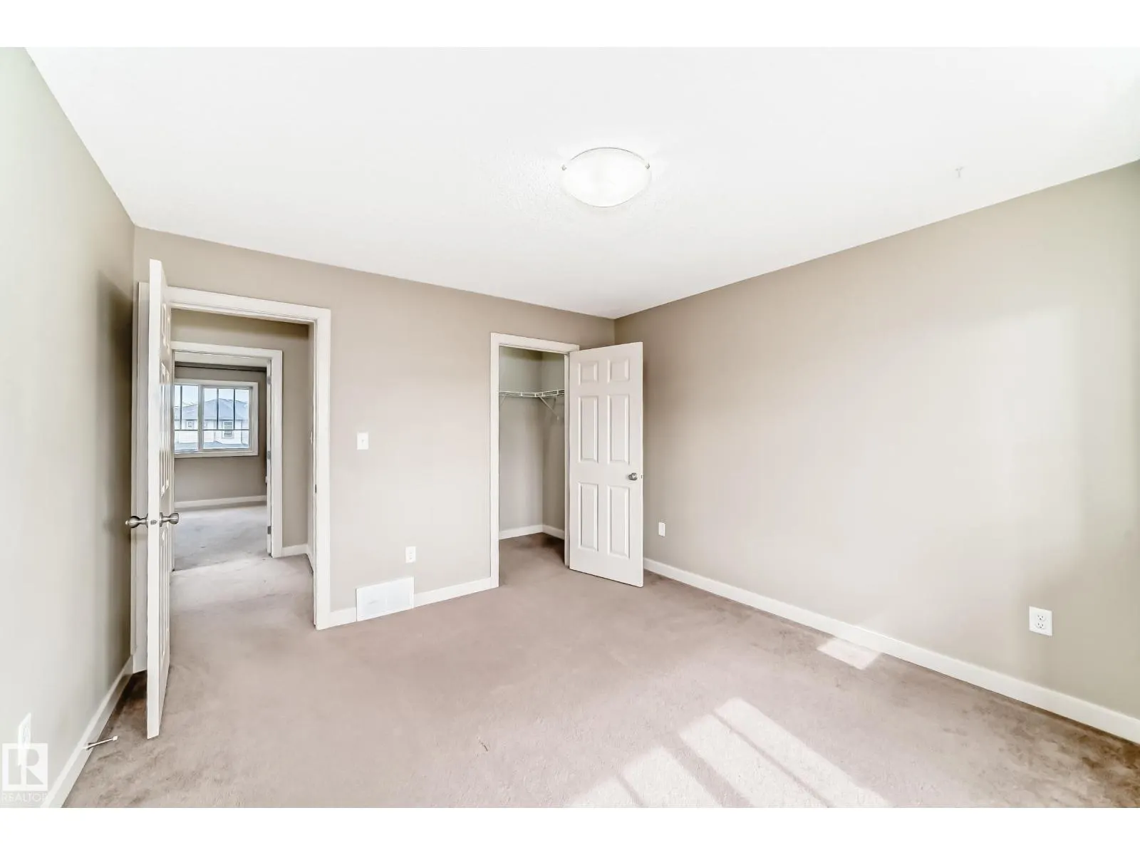 3834 ALLAN DR SW