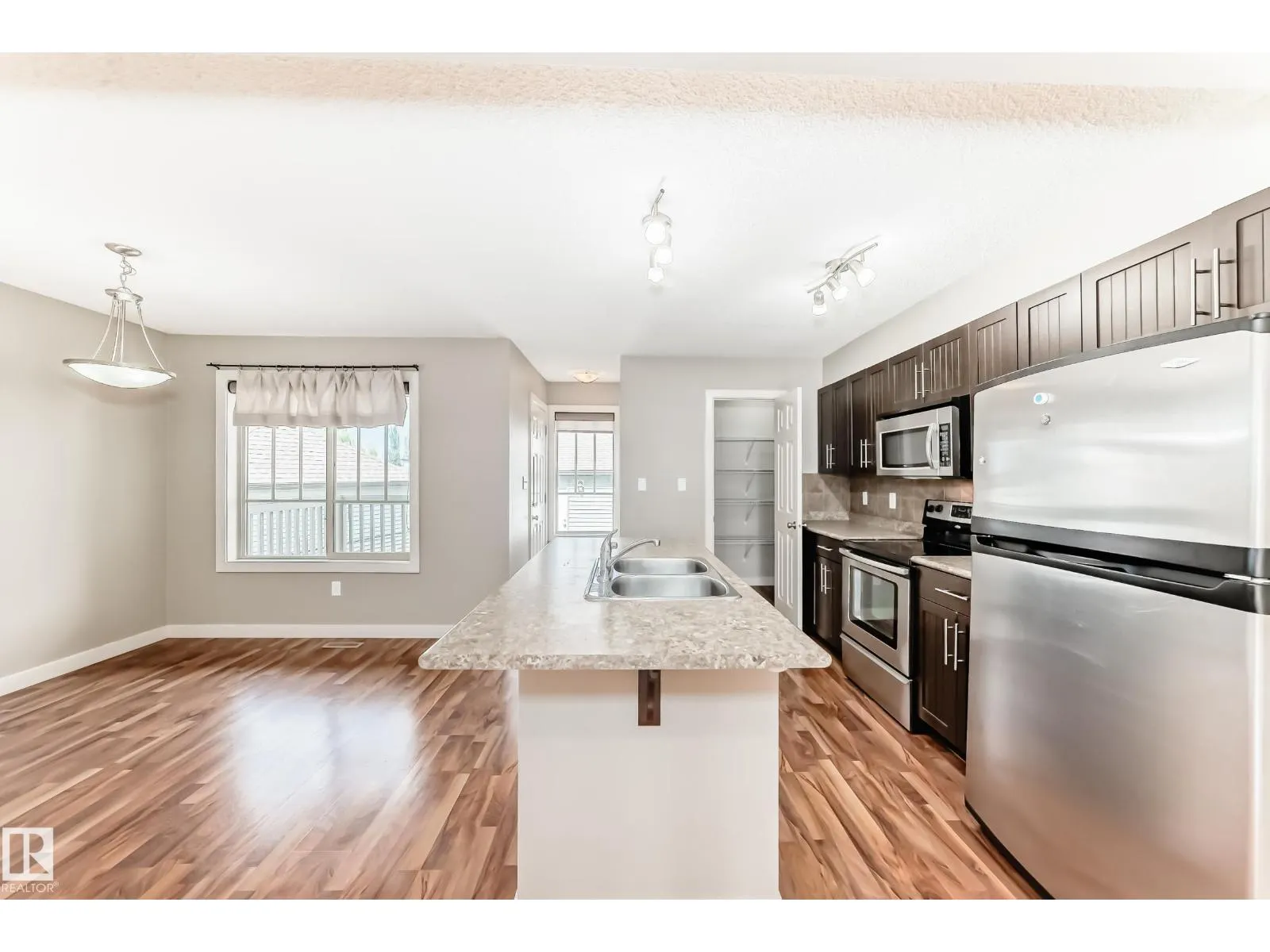 3834 ALLAN DR SW