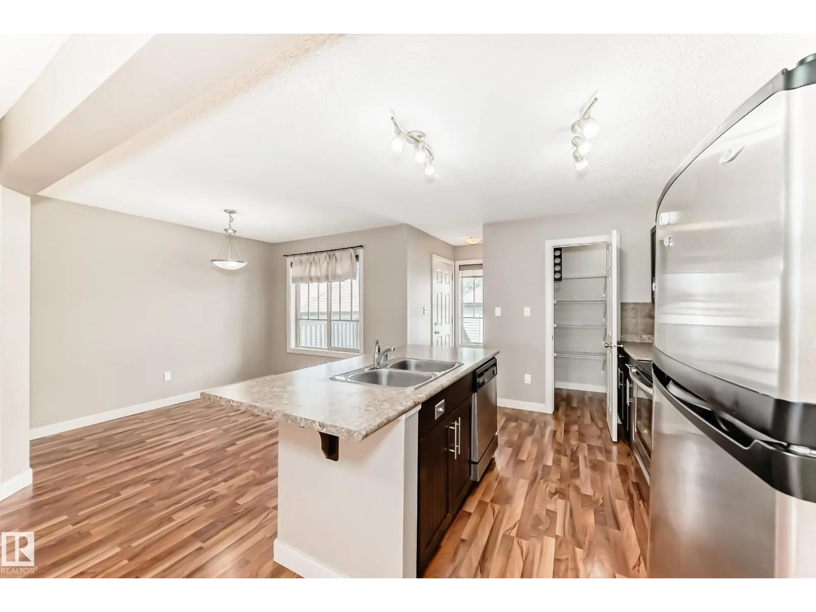 3834 ALLAN DR SW