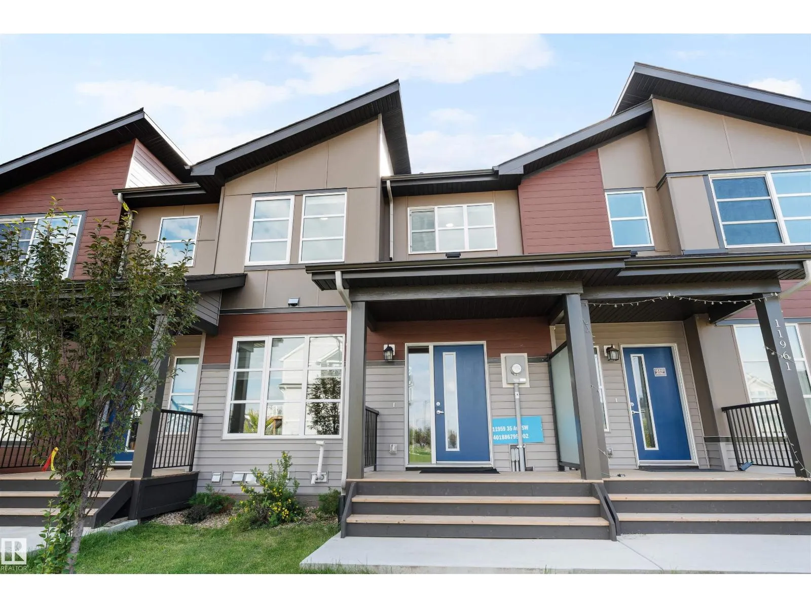 11959 35 AV SW SW