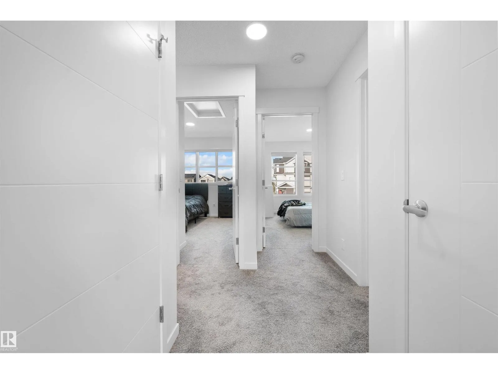 11959 35 AV SW SW