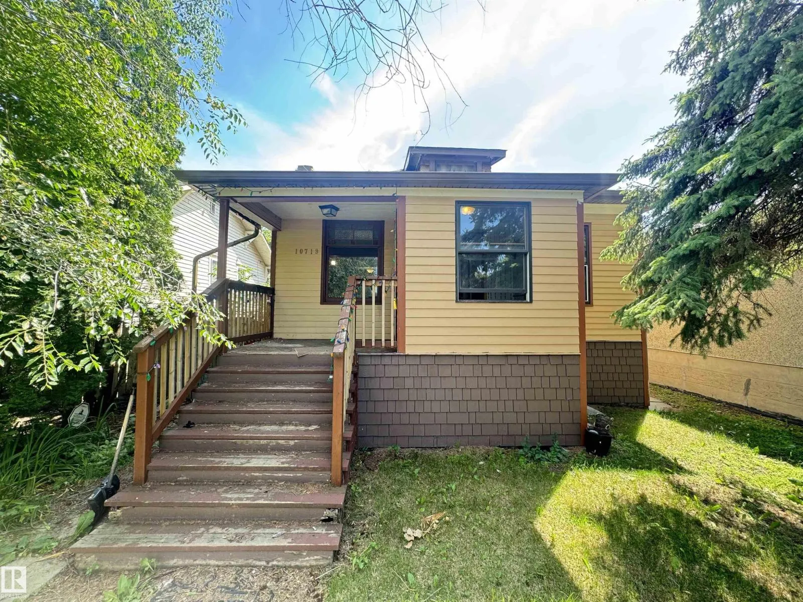 10719 74 AV NW