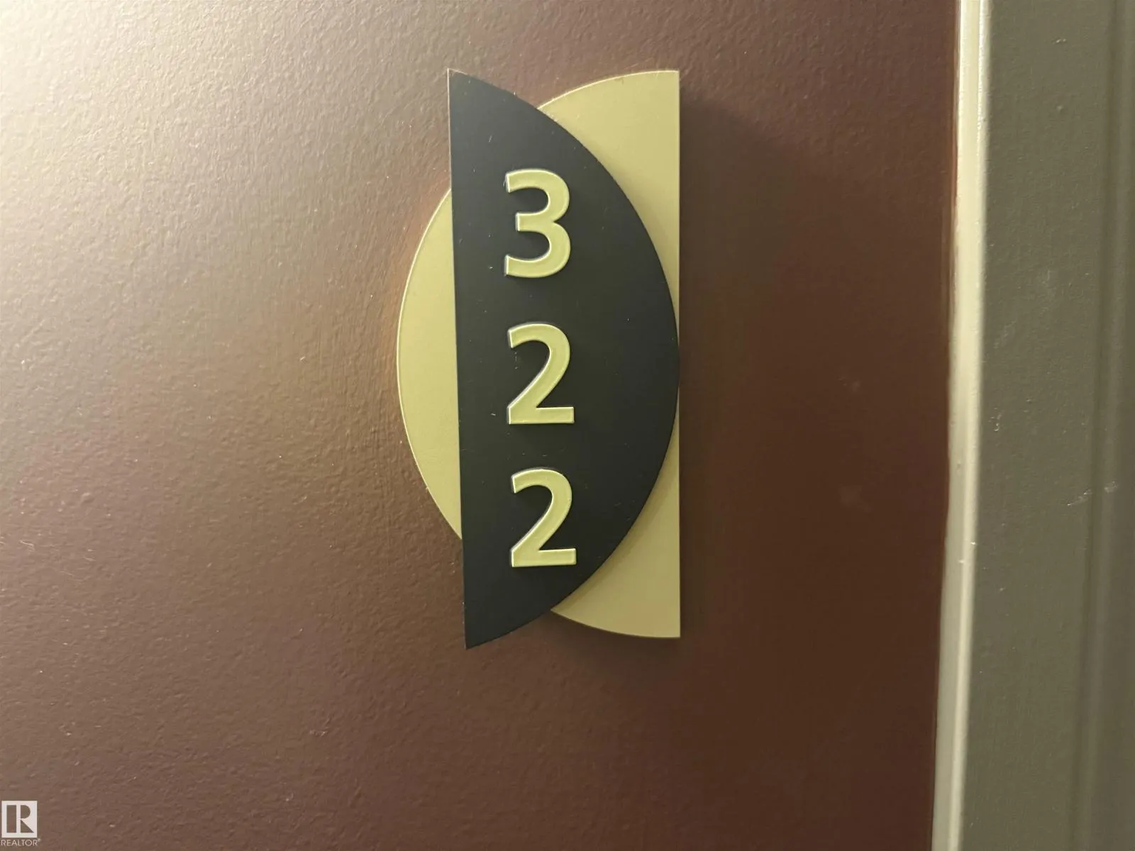 #322 4304 139 AV NW