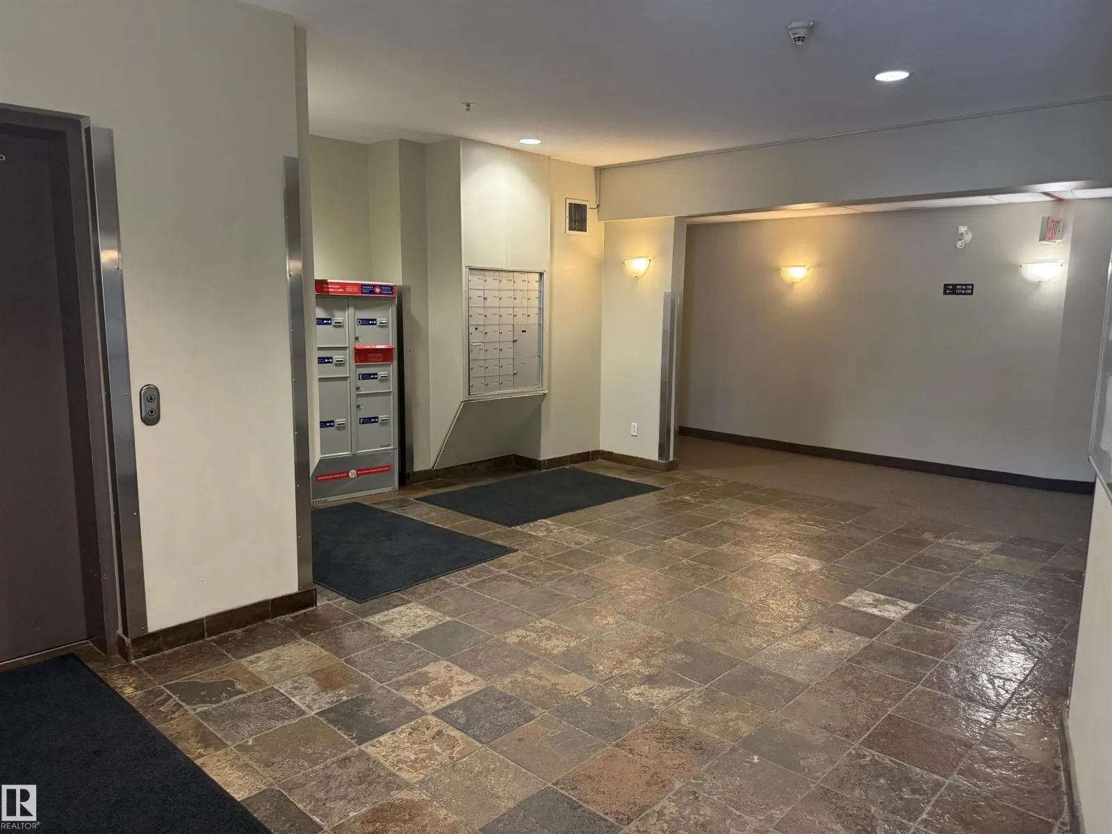 #322 4304 139 AV NW