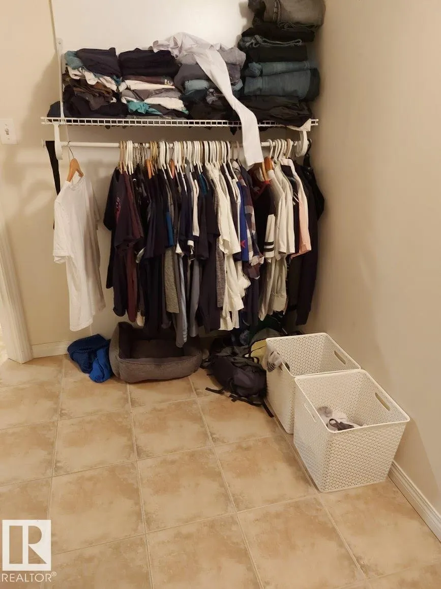 #322 4304 139 AV NW