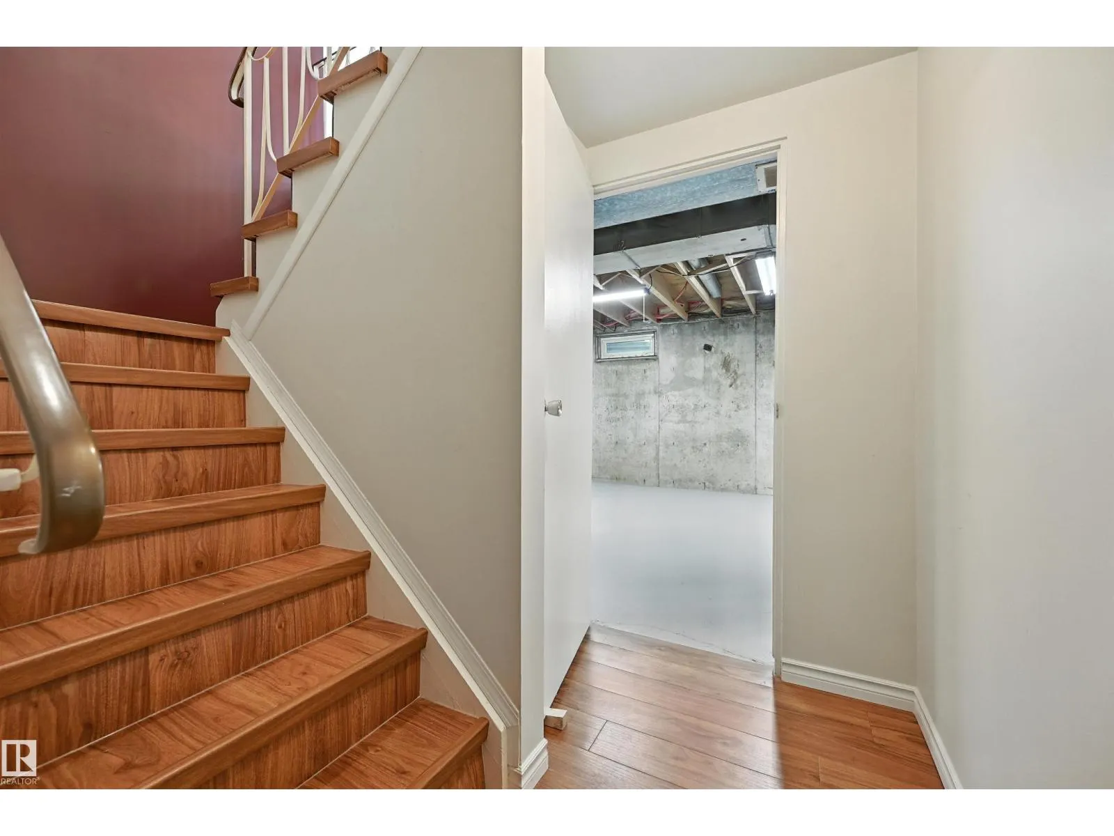 11403 145 AV NW