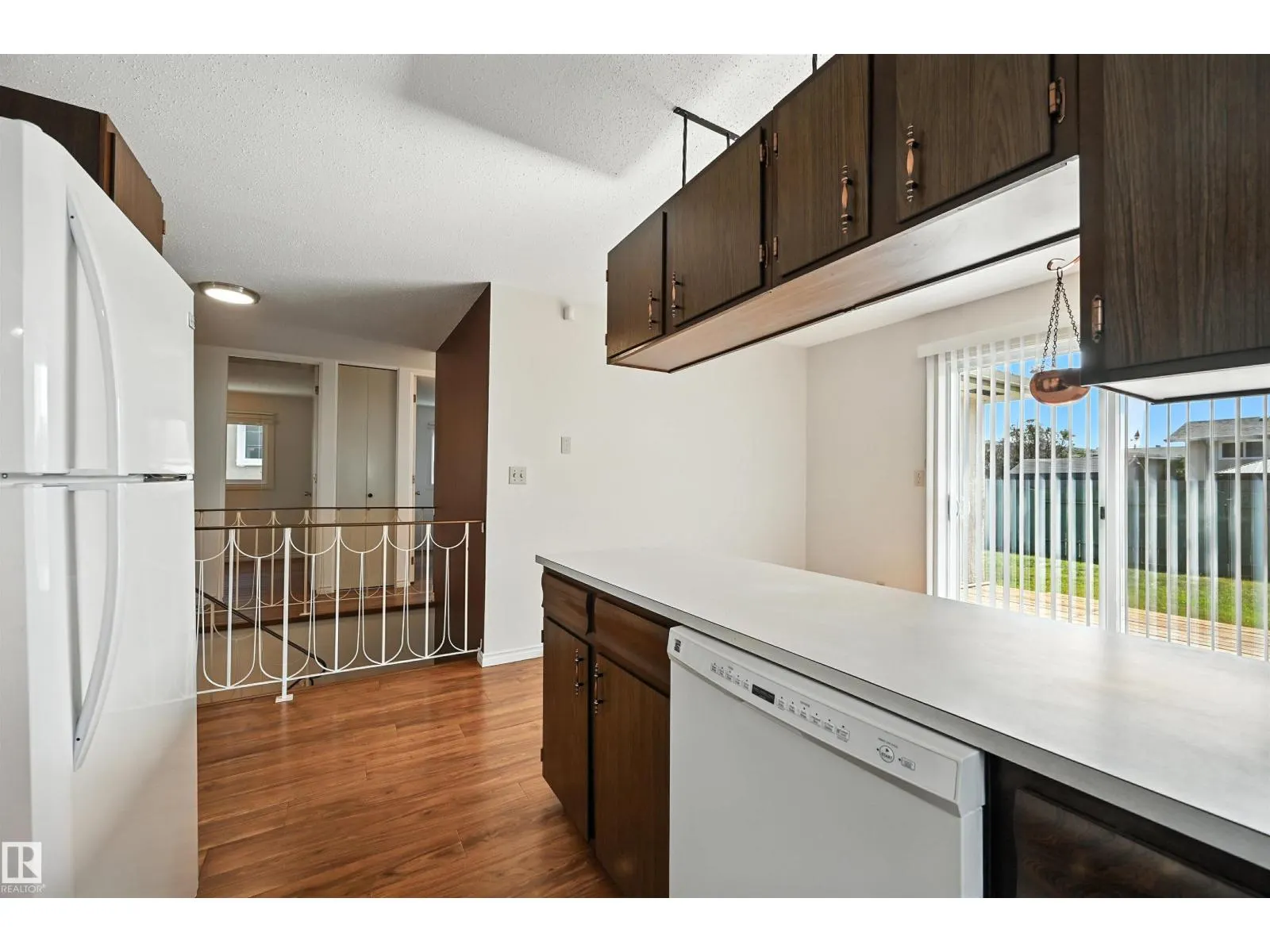 11403 145 AV NW