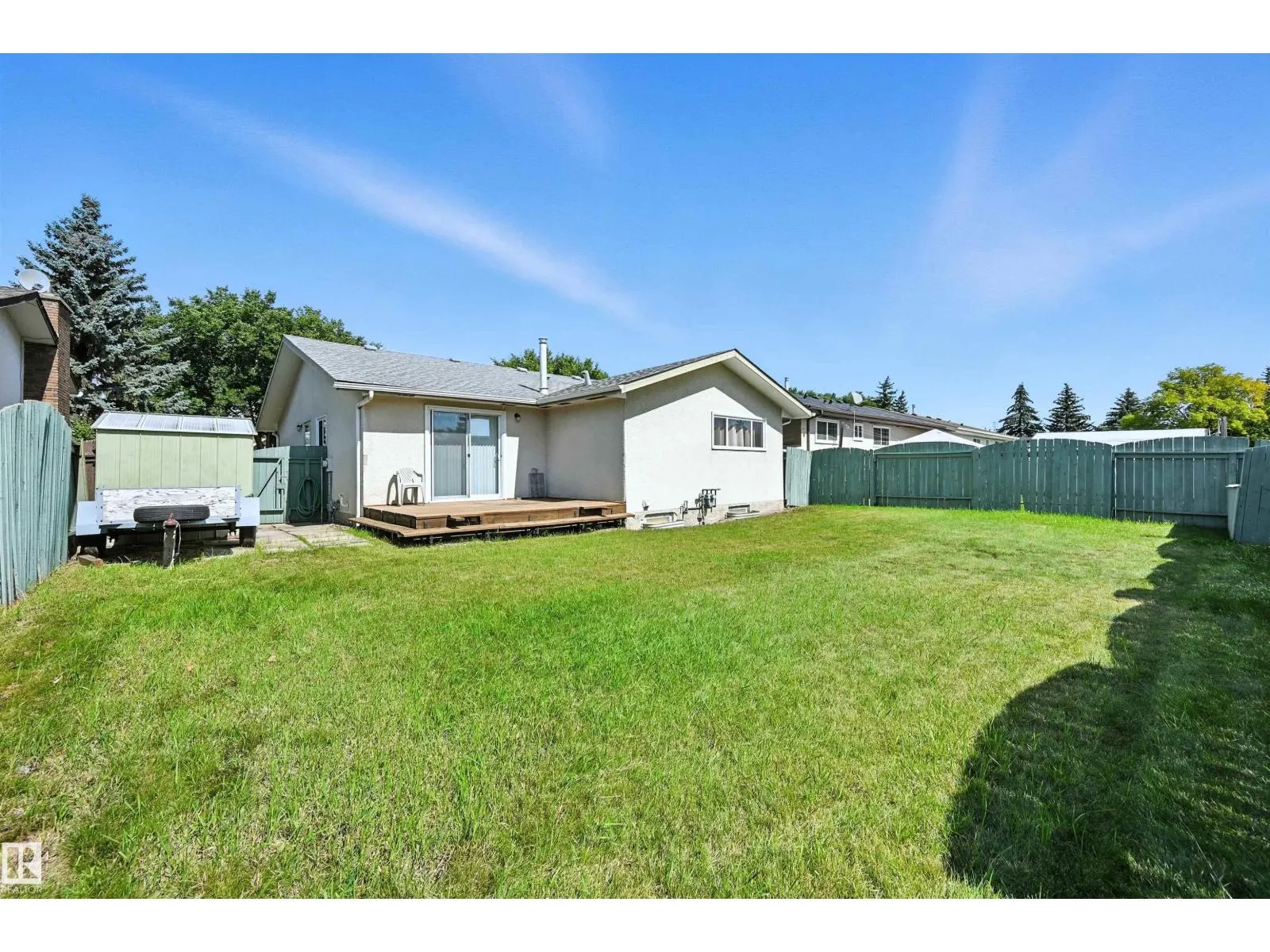 11403 145 AV NW