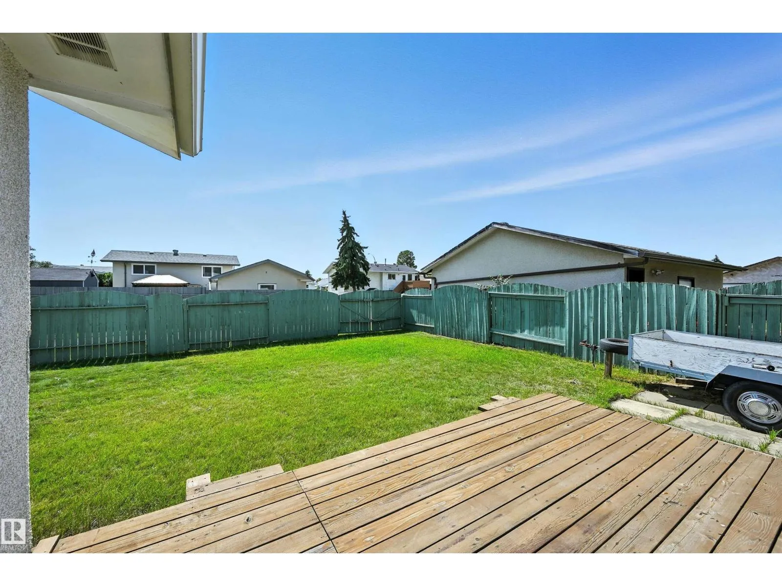 11403 145 AV NW