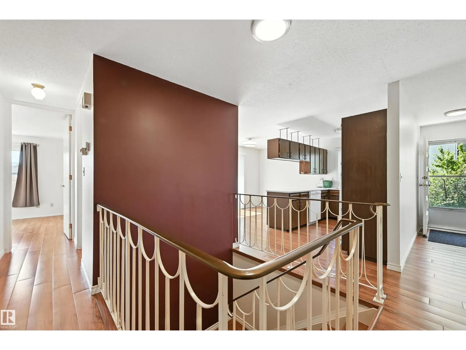 11403 145 AV NW