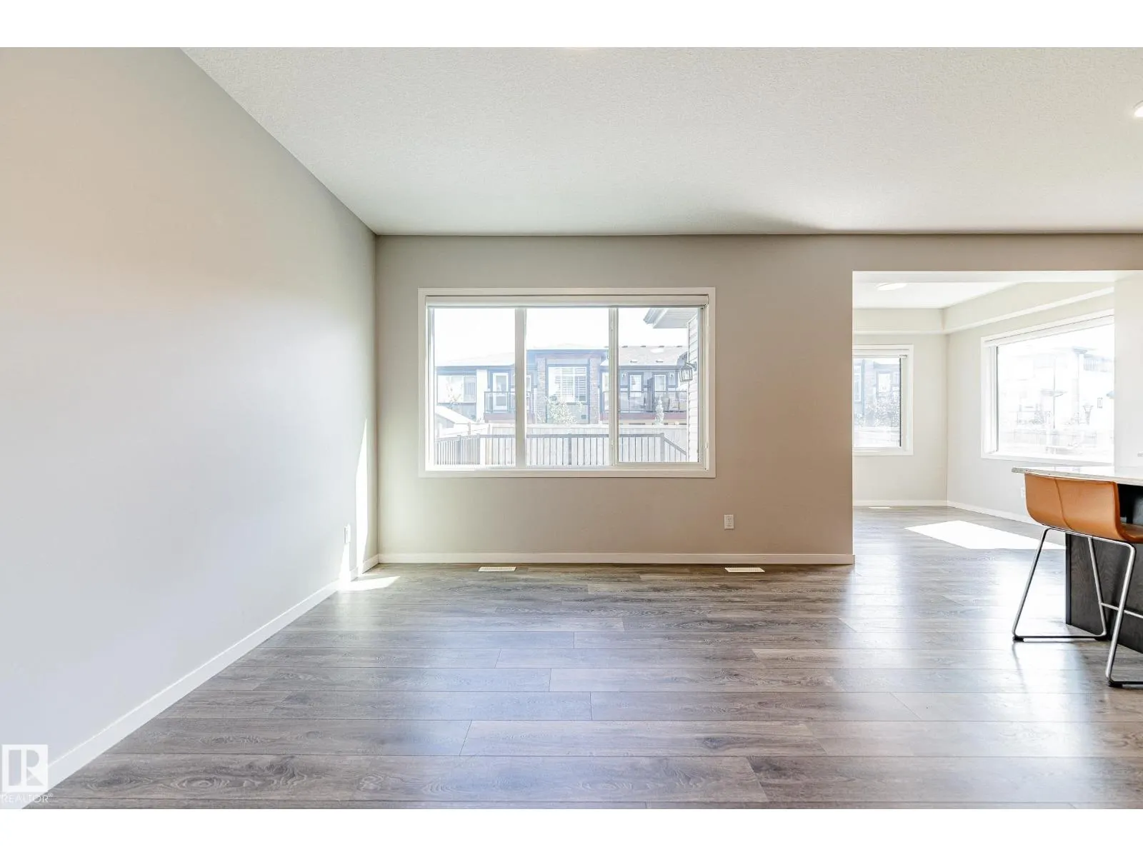 2713 Anton Place SW