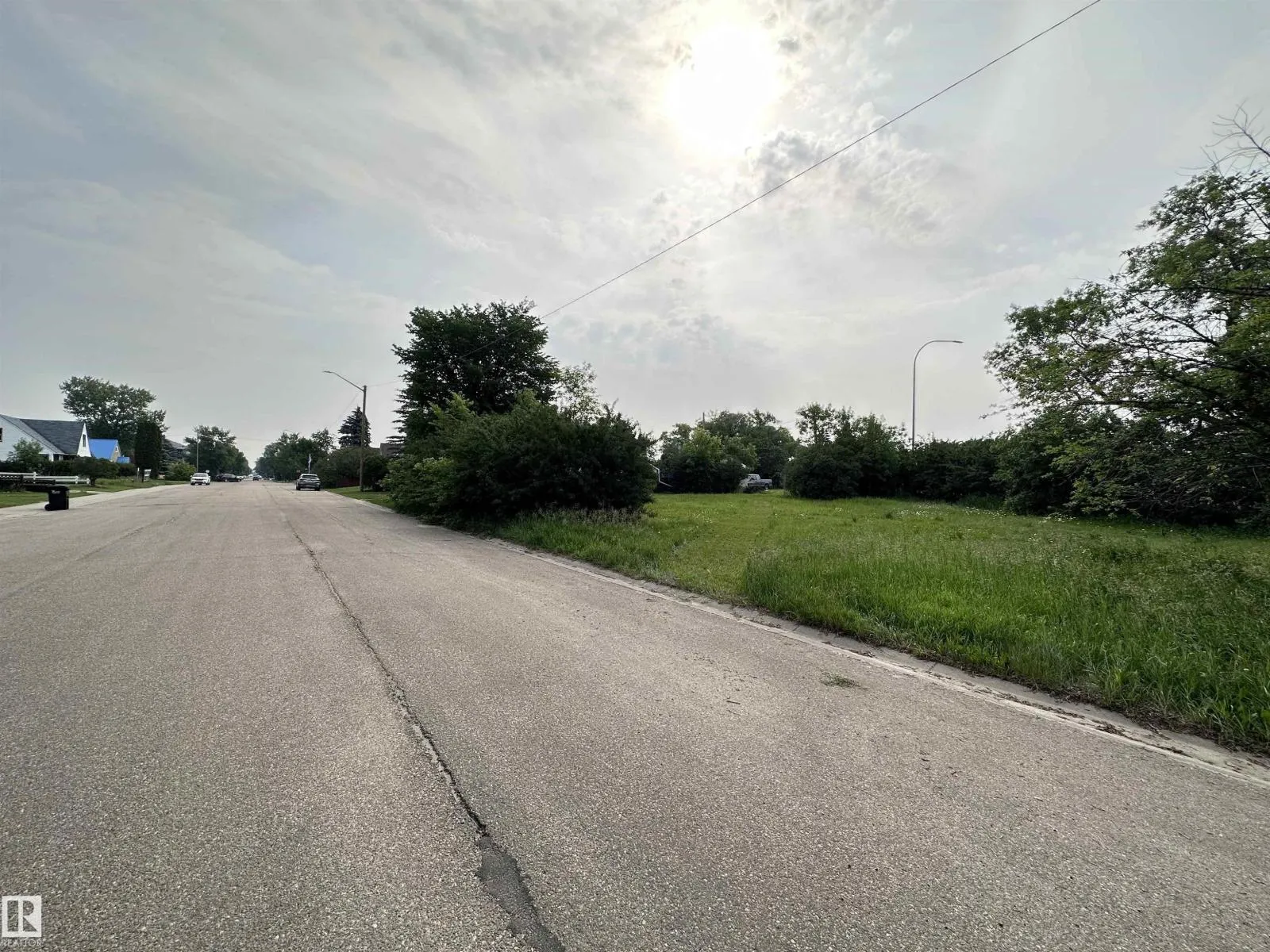 9819 105 ST
