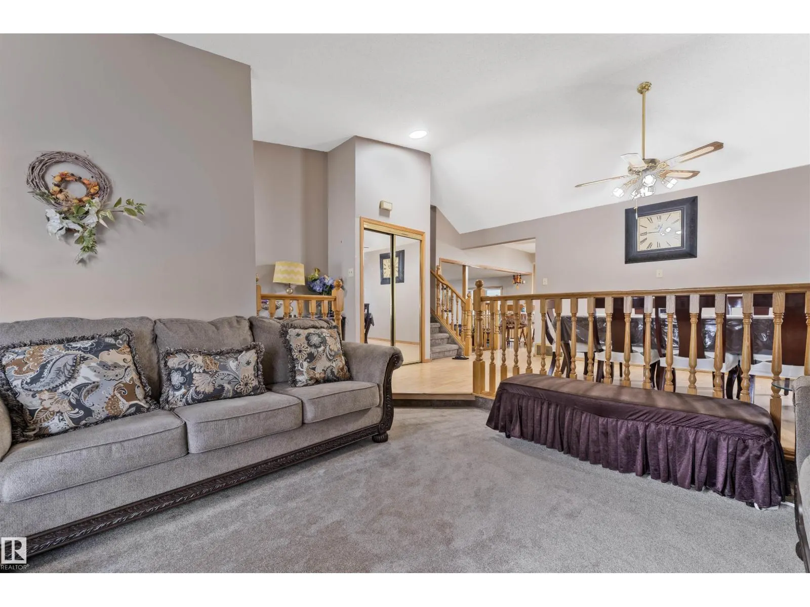 4231 32 AV NW