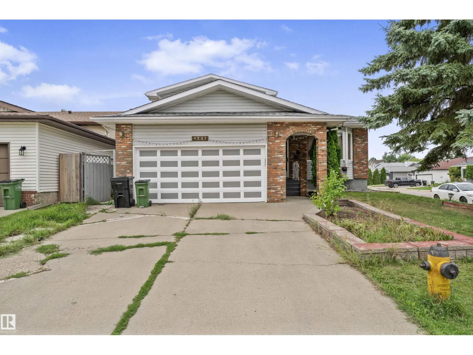 4231 32 AV NW