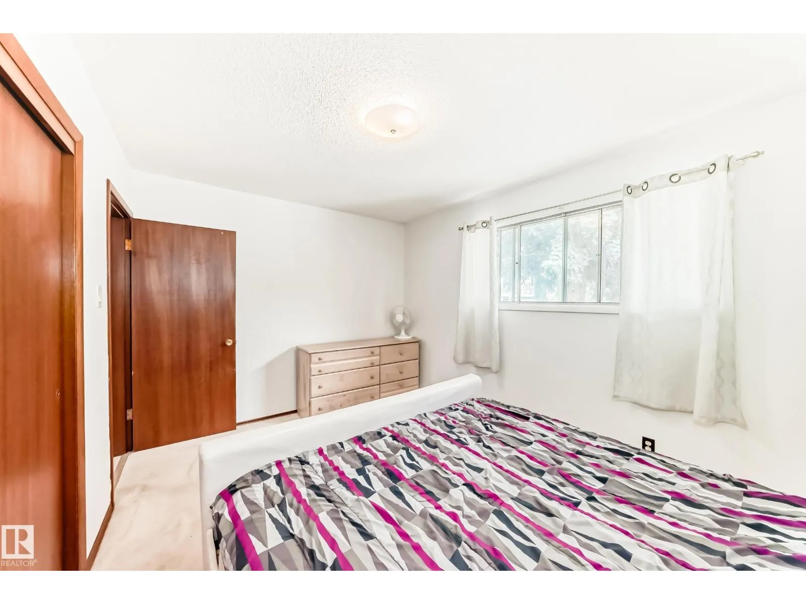13232 115 ST NW
