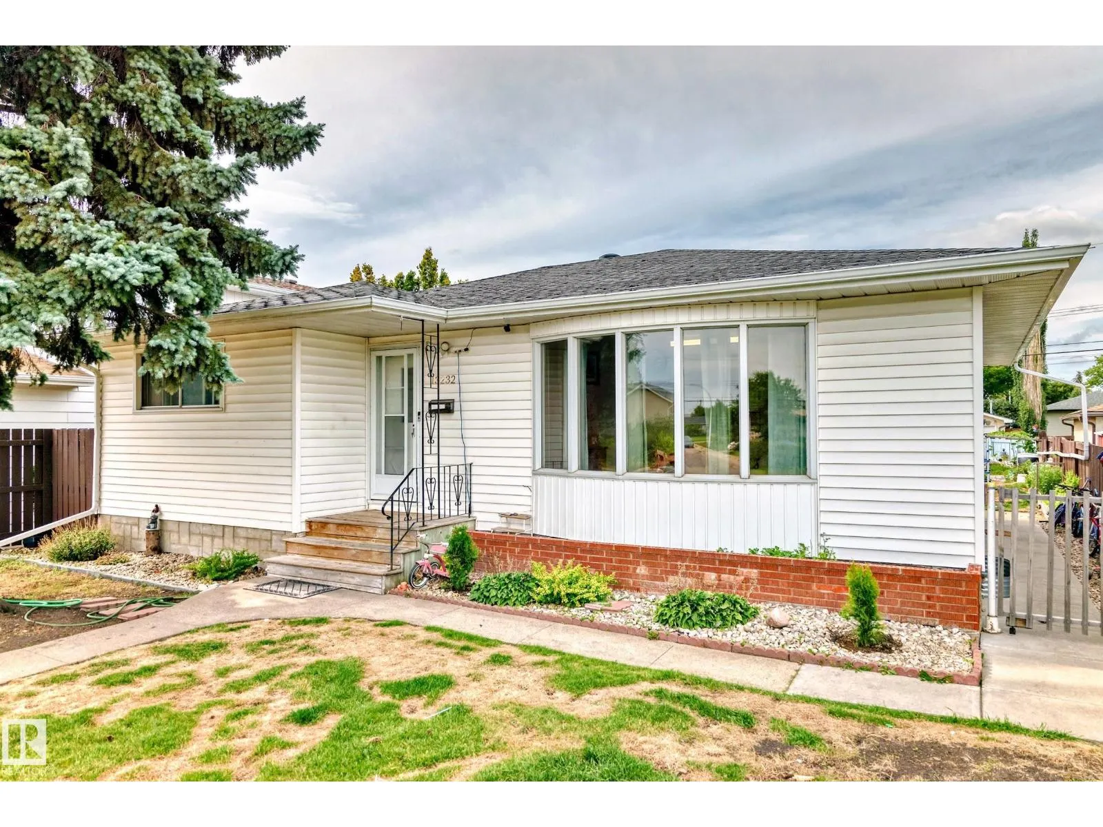 13232 115 ST NW