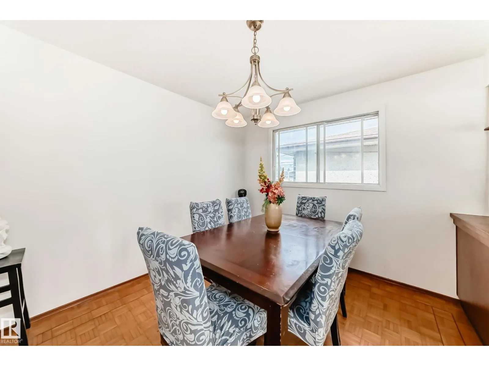 13232 115 ST NW