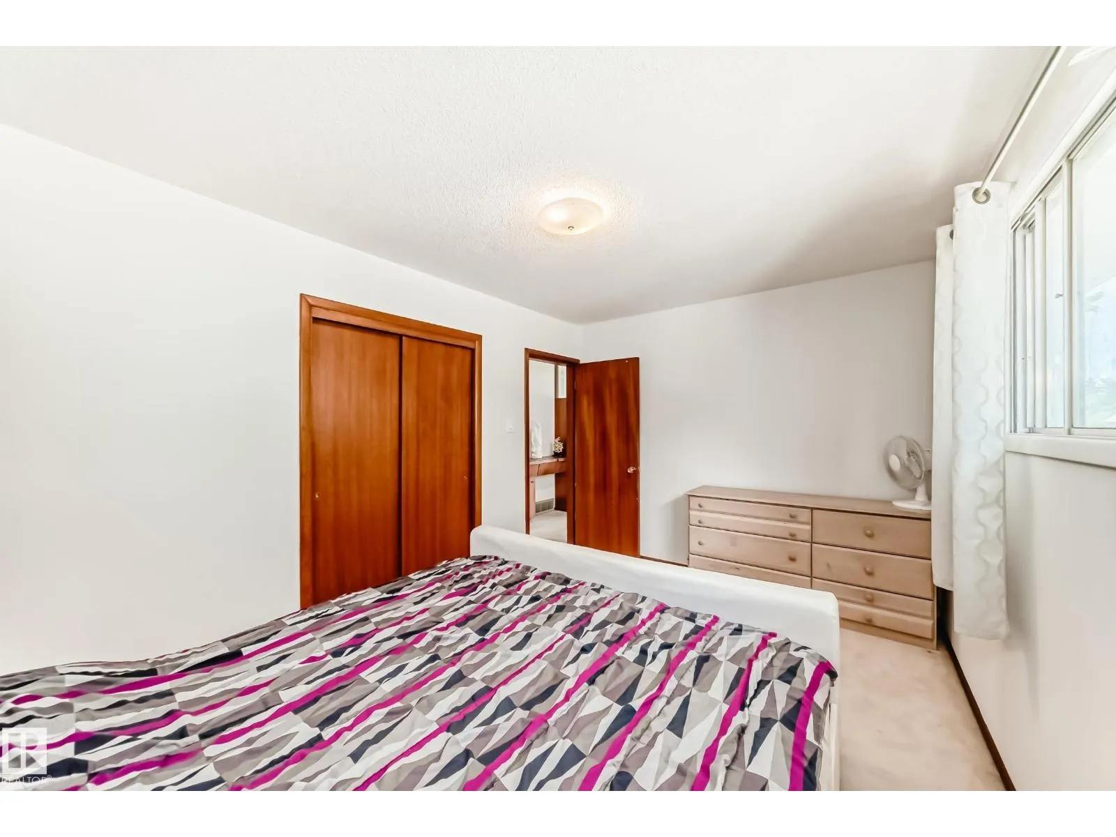 13232 115 ST NW