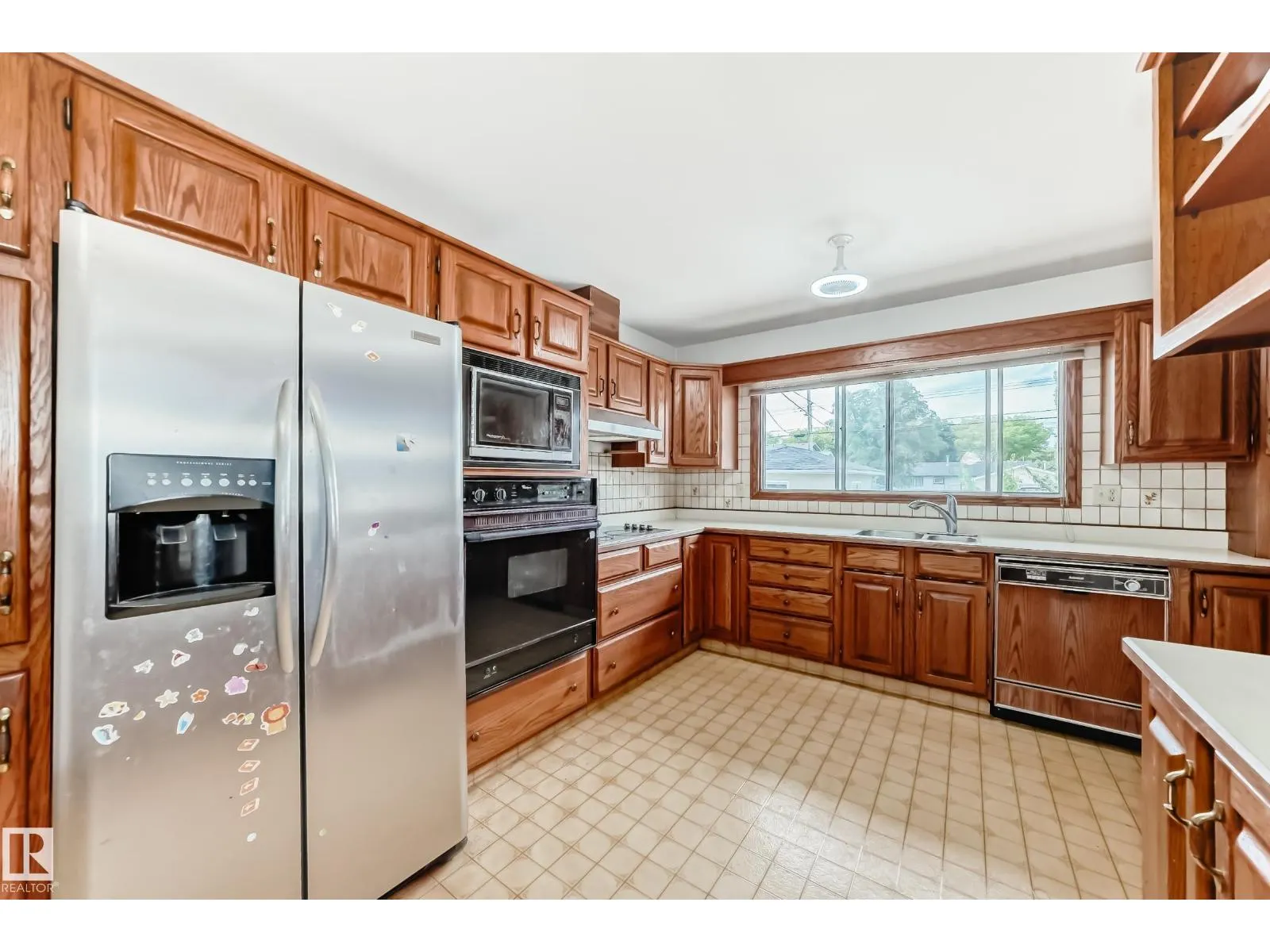 13232 115 ST NW