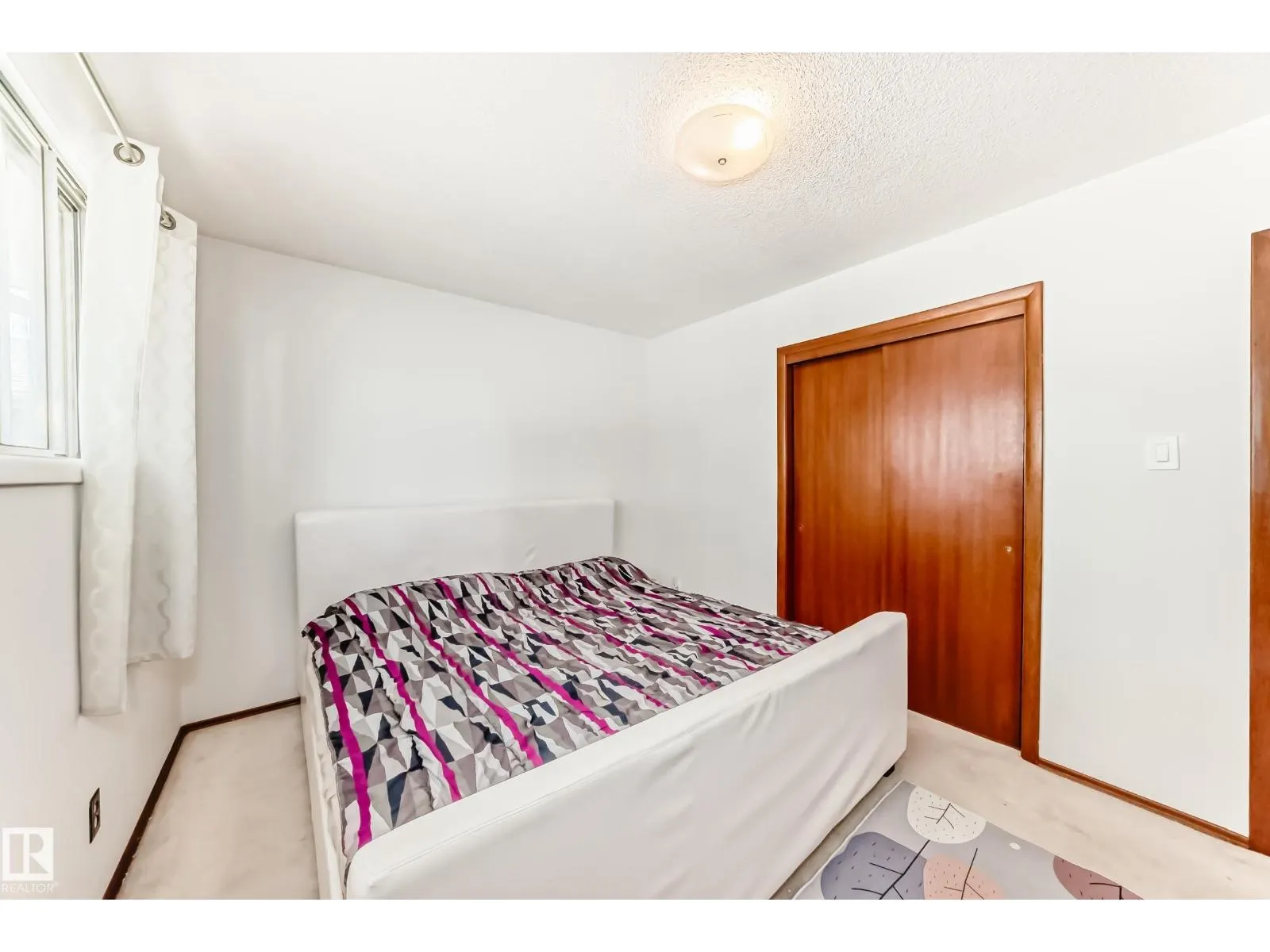 13232 115 ST NW