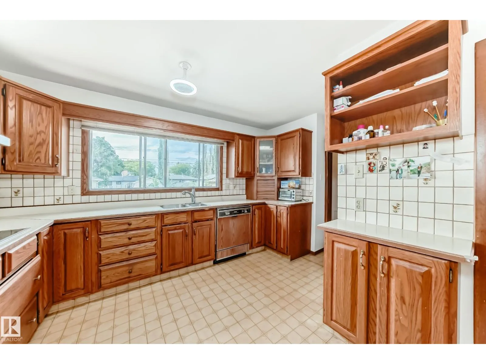 13232 115 ST NW