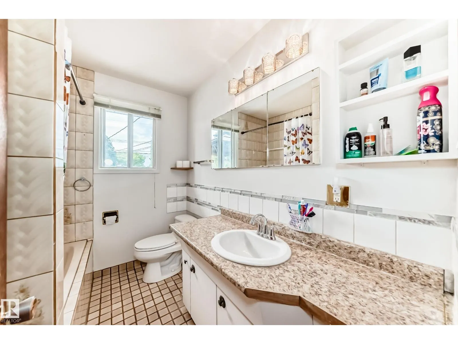 13232 115 ST NW