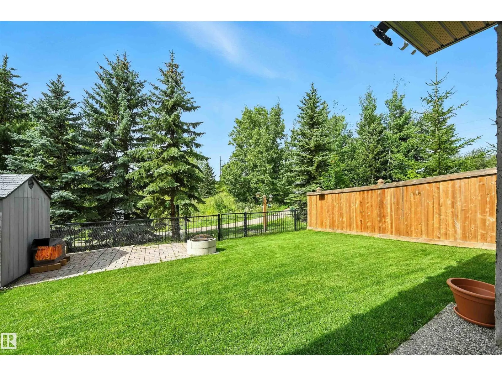 466 HODGSON BV NW