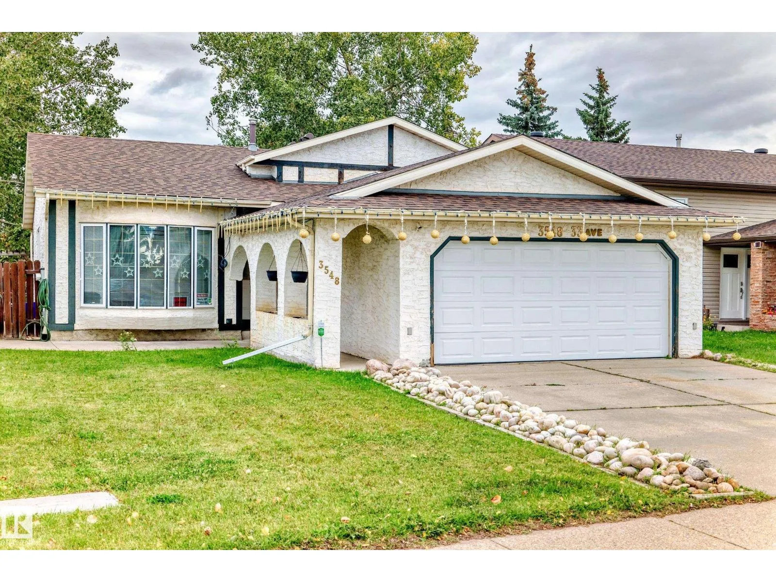3548 33 AV NW