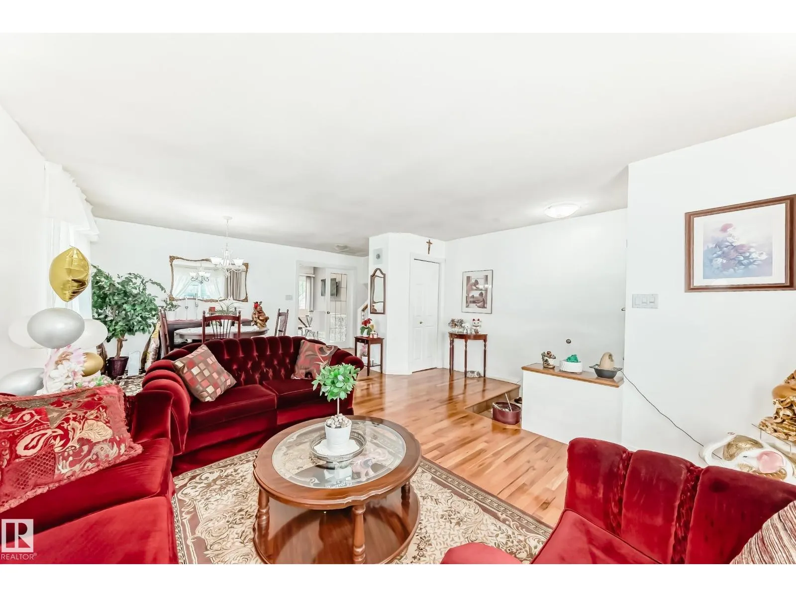3548 33 AV NW