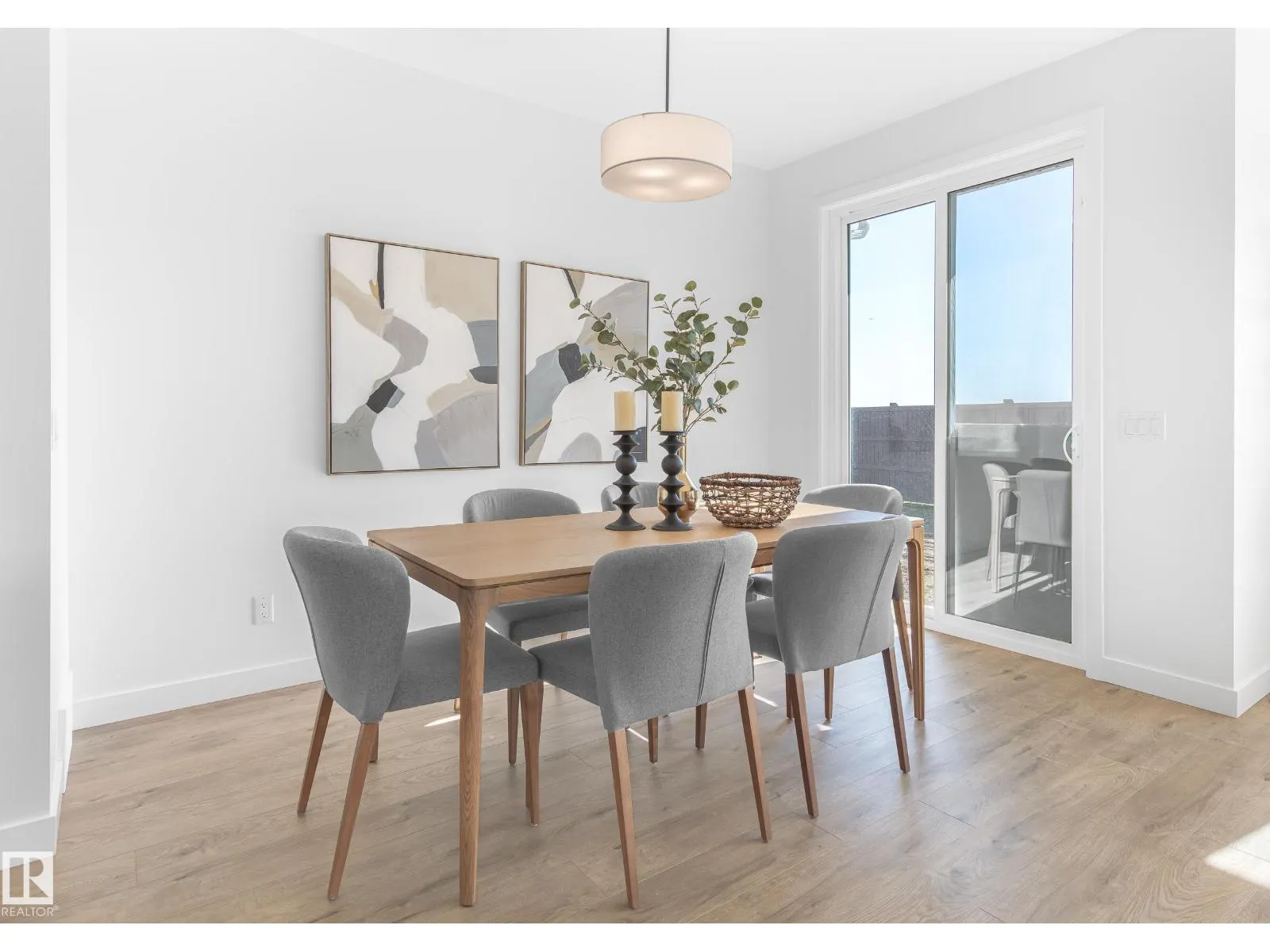 305 Paterson LI SW