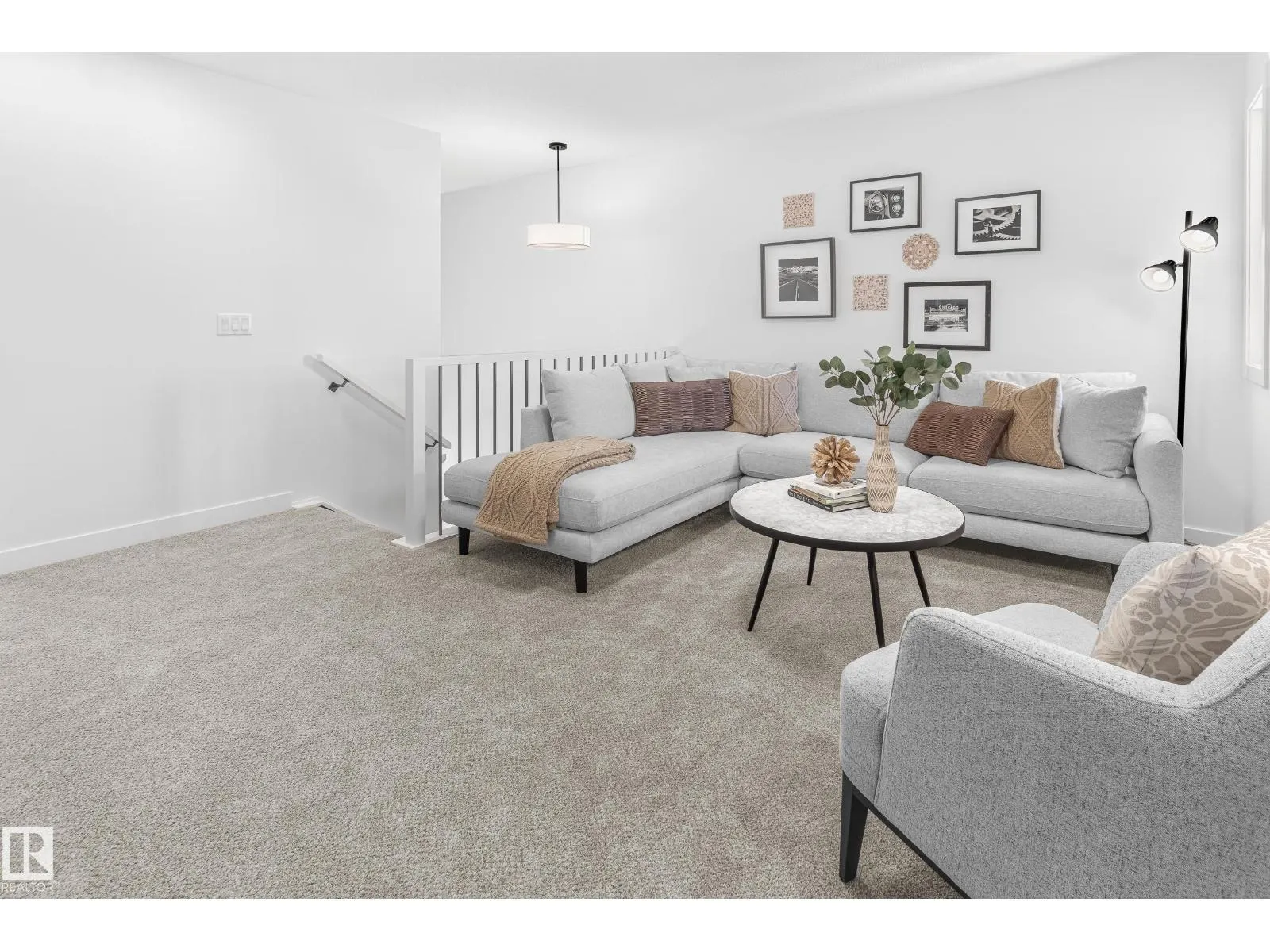 305 Paterson LI SW