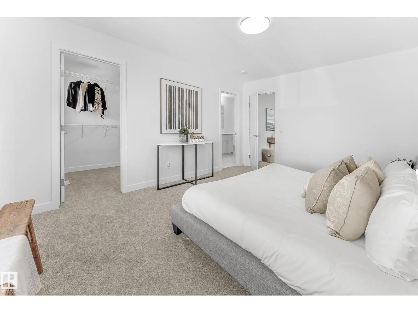 305 Paterson LI SW