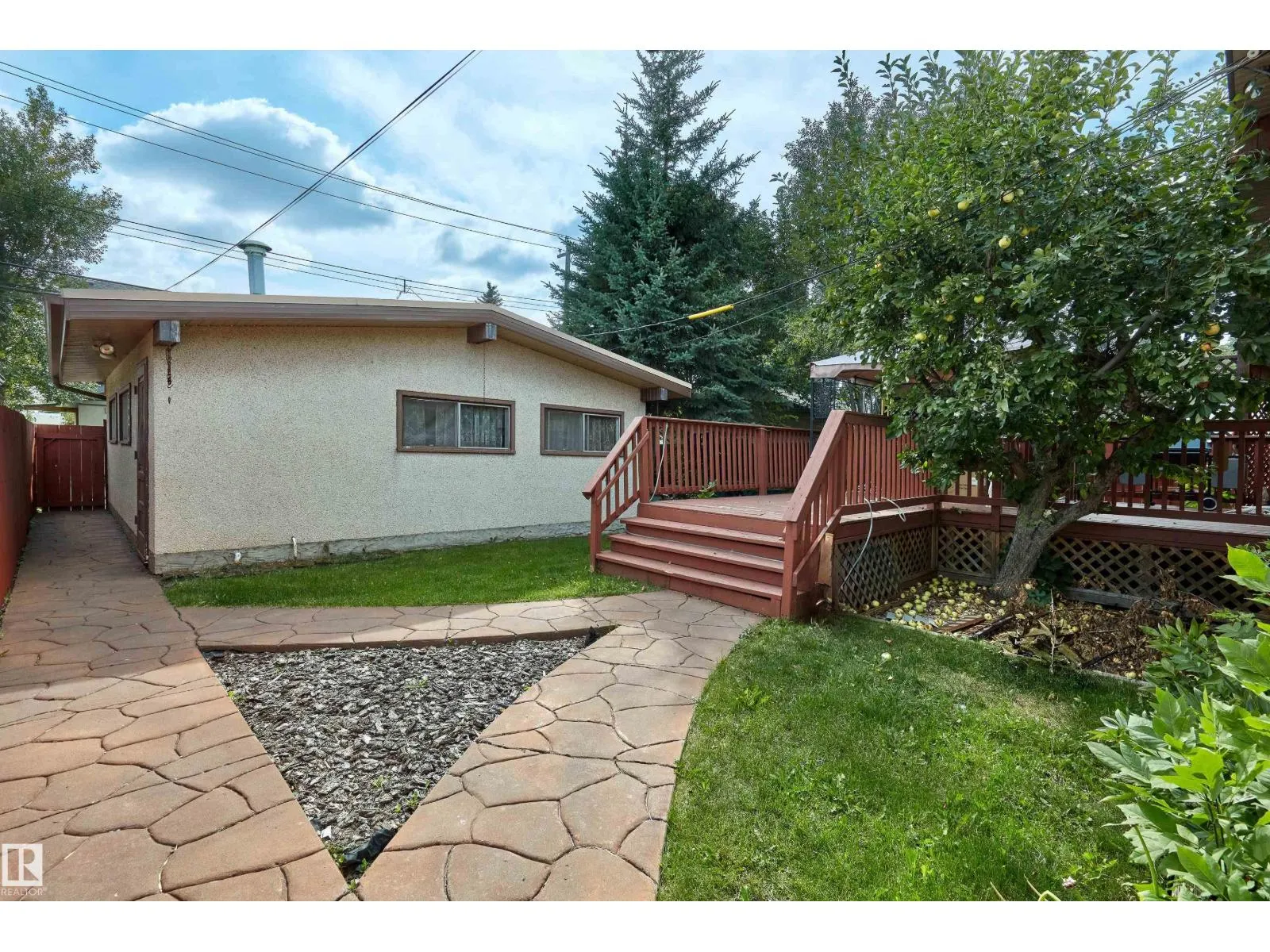 11339 54 AV NW