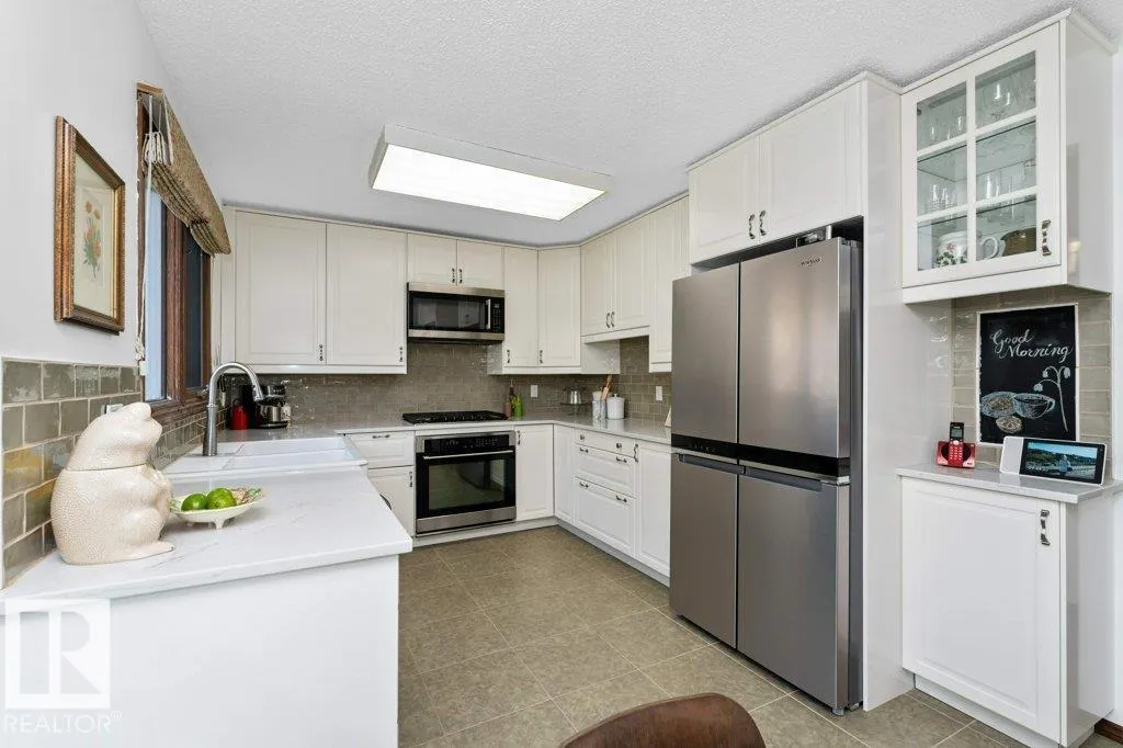 9308 176A ST NW
