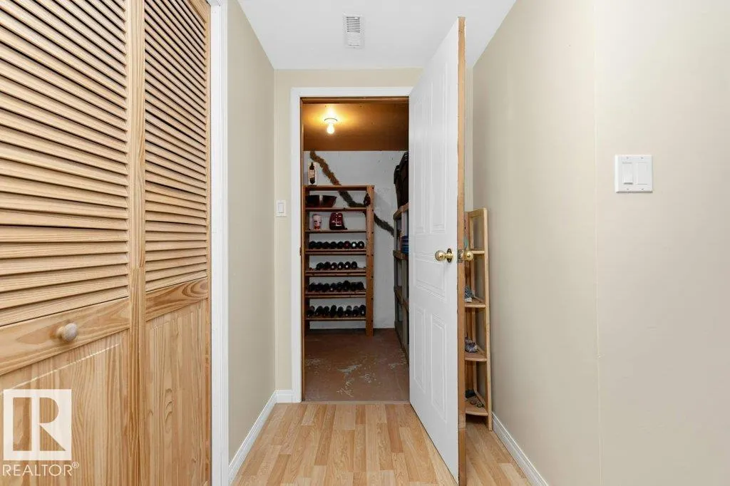 9308 176A ST NW