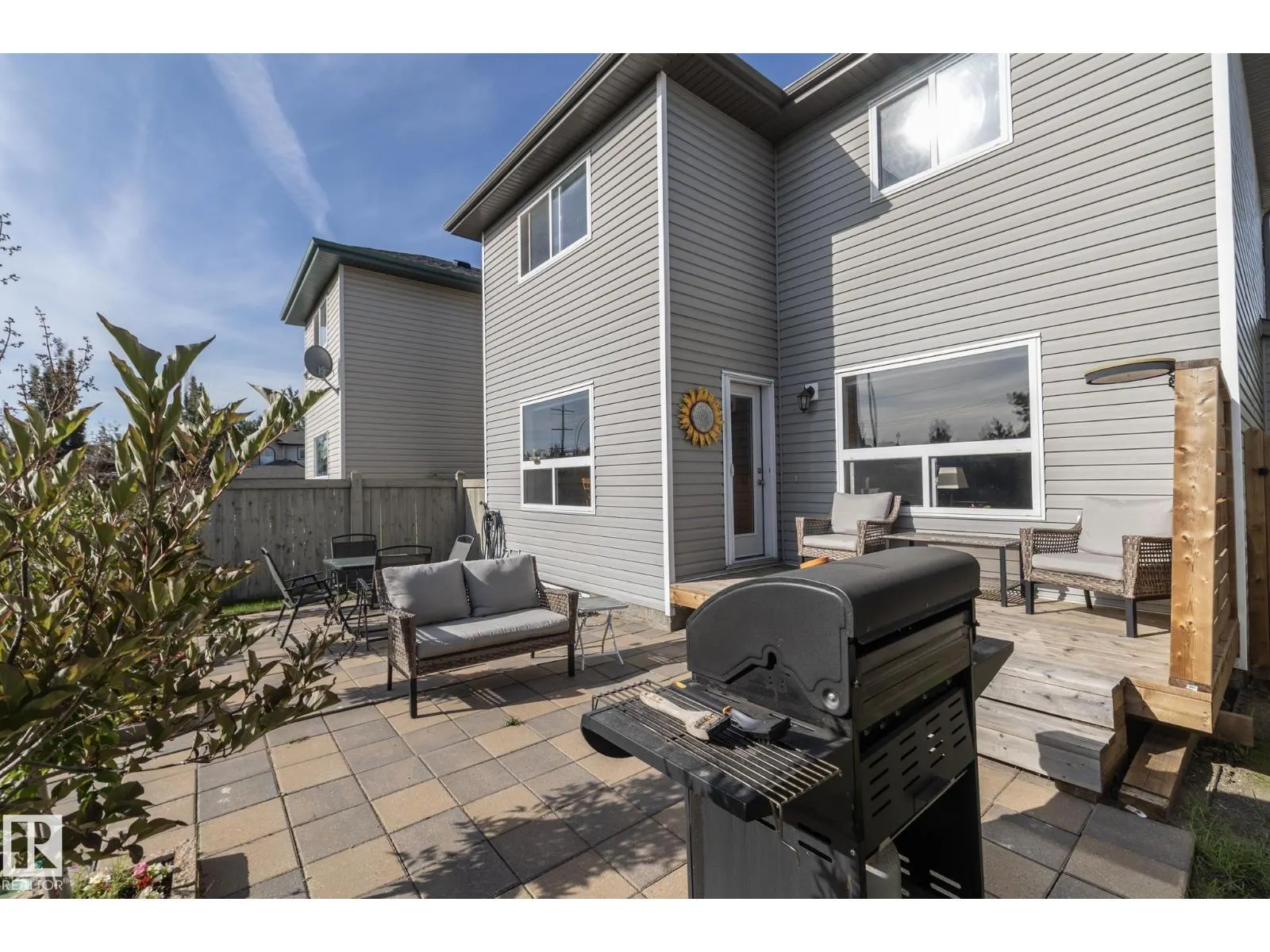 301 BIRCHWOOD DR