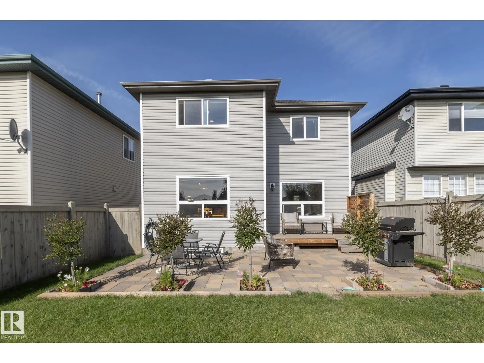 301 BIRCHWOOD DR