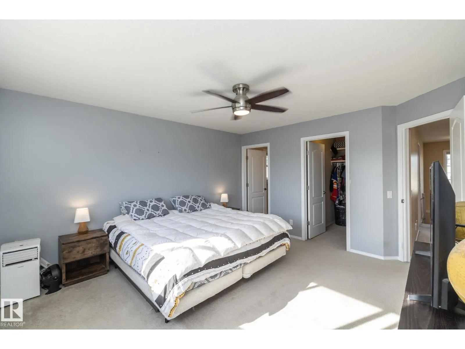 301 BIRCHWOOD DR